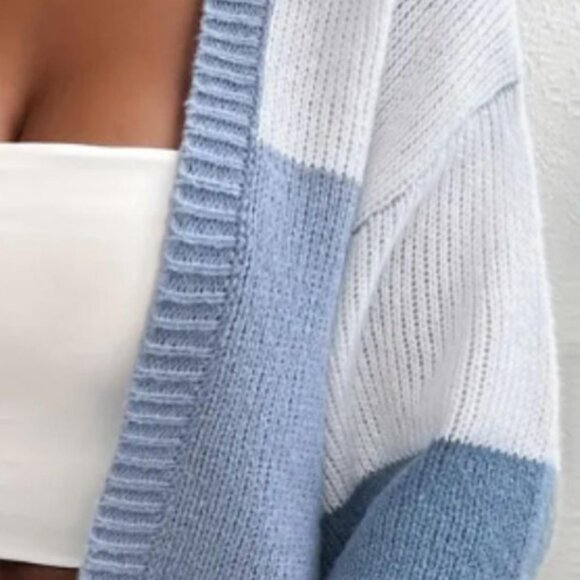 Women’s Color Block Knit Cardigan Sweater – Blue & White - Picture 3 of 3